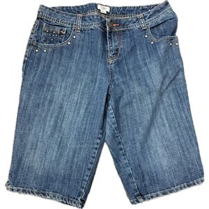 Cato Woman Y2K Denim Capri Shorts Blue Studded Medium Wash Size 16W